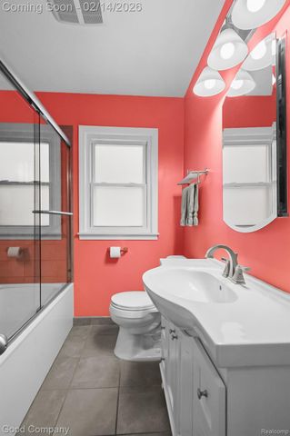 1245 West Boulevard, Berkley, MI 48072