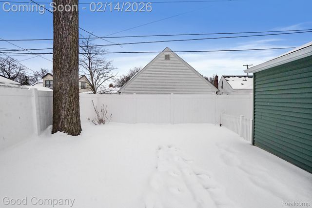 1245 West Boulevard, Berkley, MI 48072