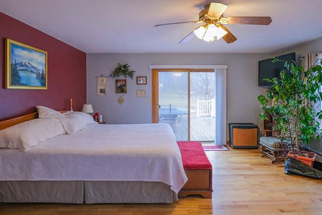 5 Malagash Road, Reading, VT 05062