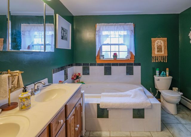 5 Malagash Road, Reading, VT 05062