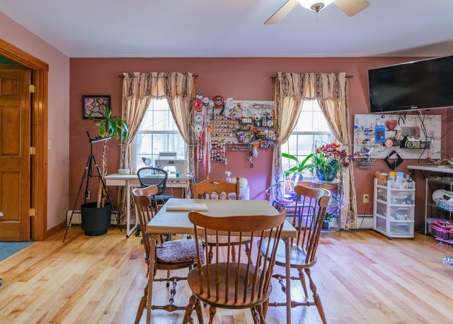 5 Malagash Road, Reading, VT 05062