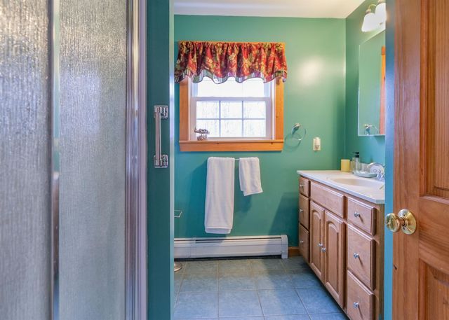 5 Malagash Road, Reading, VT 05062