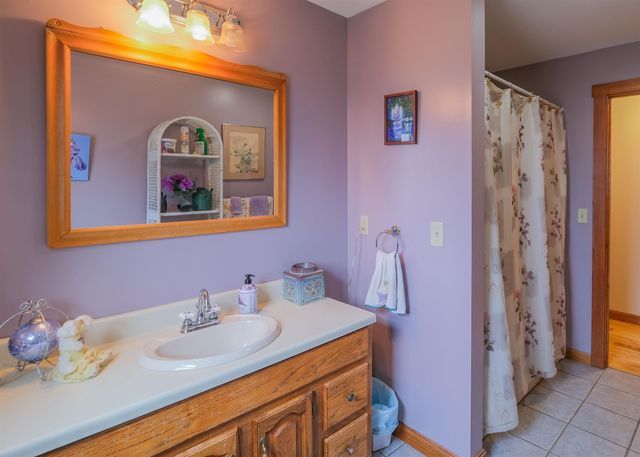5 Malagash Road, Reading, VT 05062
