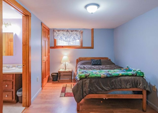 5 Malagash Road, Reading, VT 05062