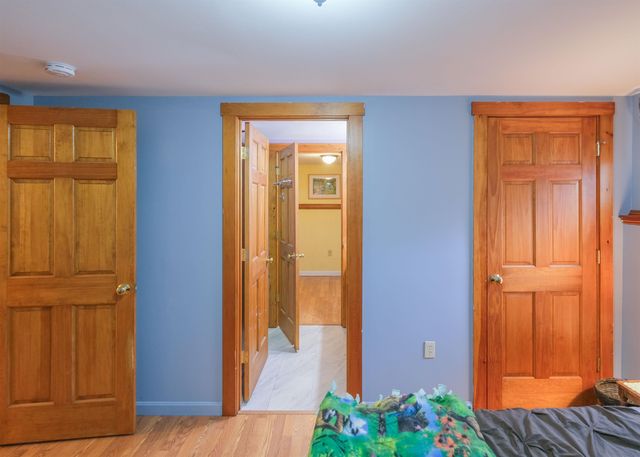 5 Malagash Road, Reading, VT 05062