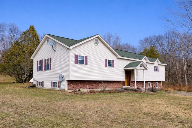5 Malagash Road, Reading, VT 05062