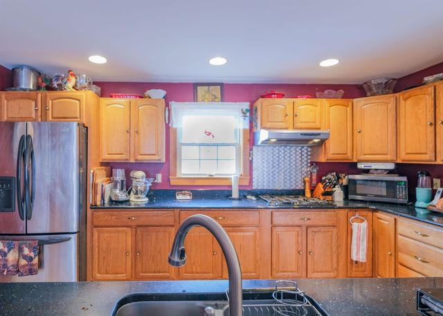 5 Malagash Road, Reading, VT 05062