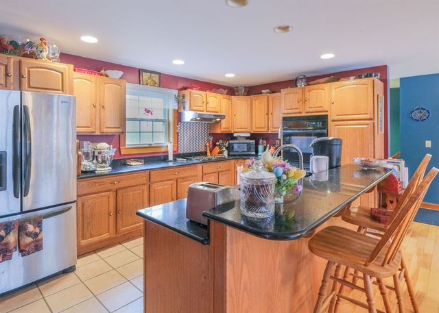 5 Malagash Road, Reading, VT 05062