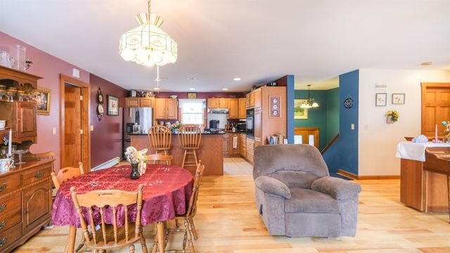 5 Malagash Road, Reading, VT 05062