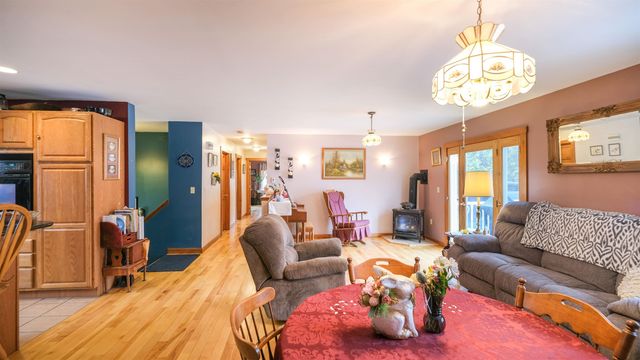 5 Malagash Road, Reading, VT 05062