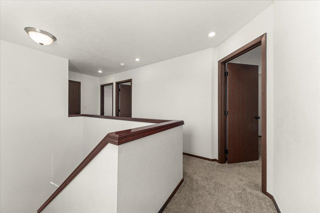 10520 W Lingonberry Rd, Cheney, WA 99004