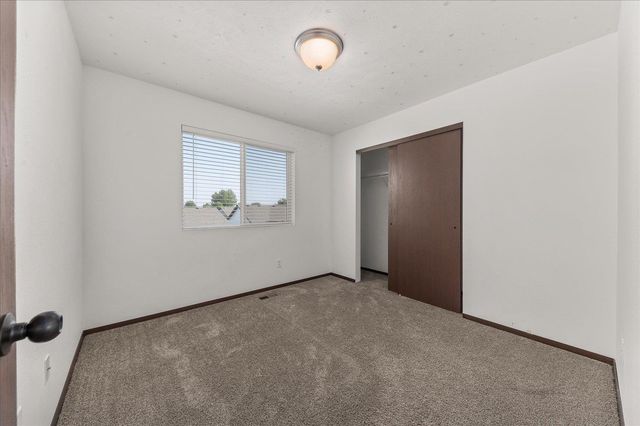 10520 W Lingonberry Rd, Cheney, WA 99004