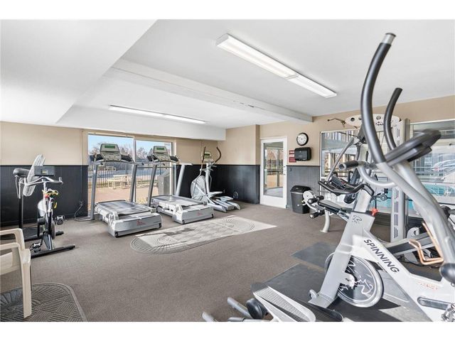 10630 Rockford Road 112, Plymouth, MN 55442