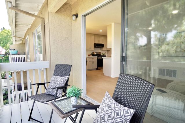 4228 Vista Del Rio Way 1, Oceanside, CA 92057