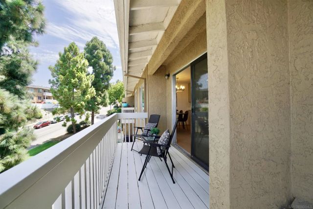 4228 Vista Del Rio Way 1, Oceanside, CA 92057