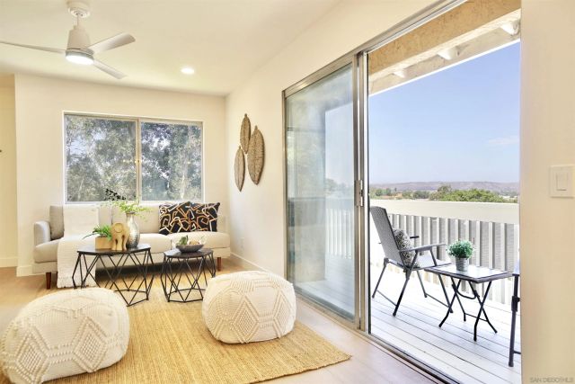 4228 Vista Del Rio Way 1, Oceanside, CA 92057