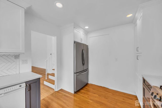 23 Barlow Road, Edison, NJ 08817