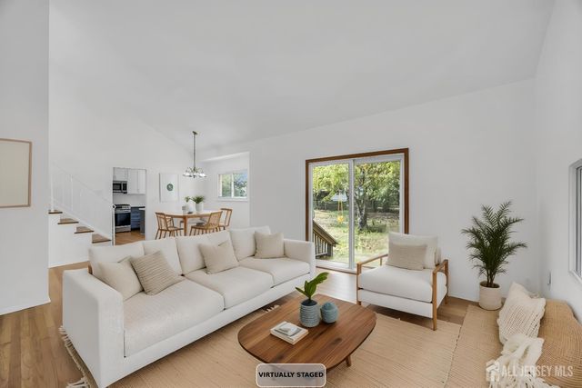 23 Barlow Road, Edison, NJ 08817