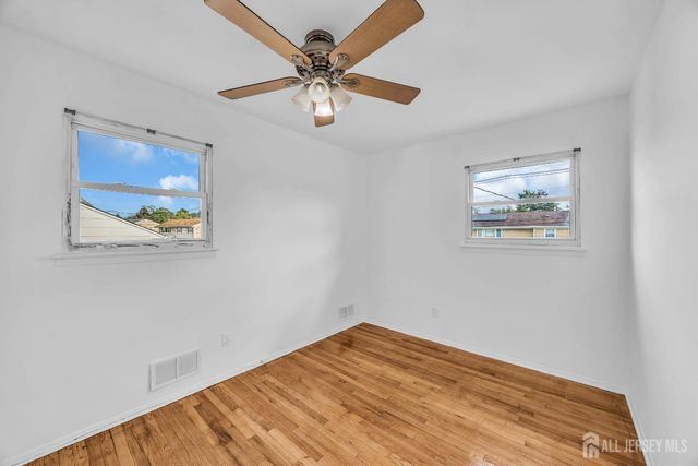 23 Barlow Road, Edison, NJ 08817