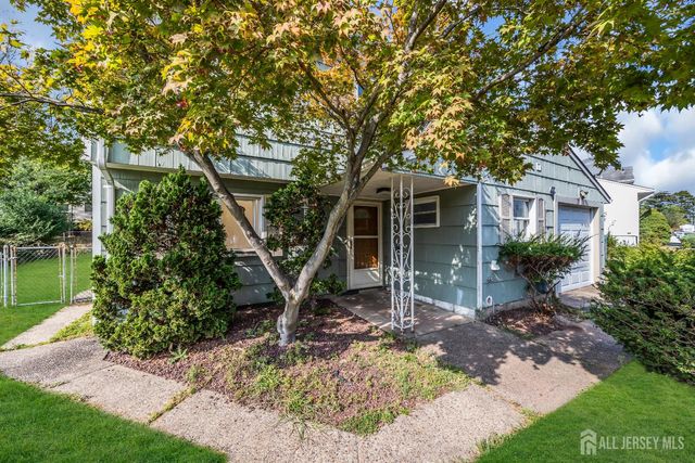 23 Barlow Road, Edison, NJ 08817