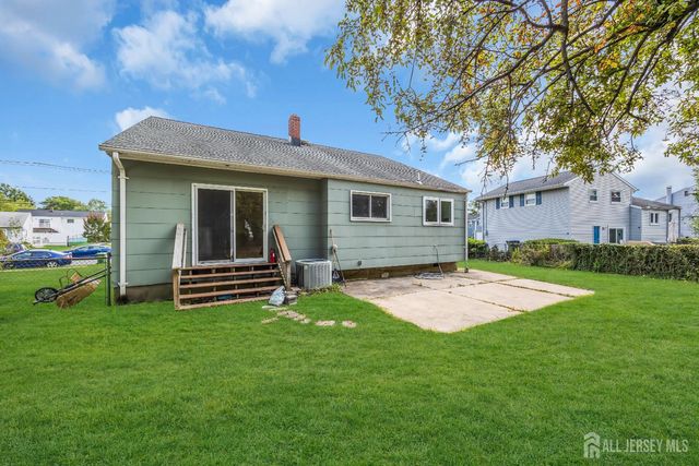 23 Barlow Road, Edison, NJ 08817