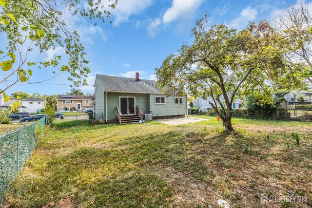 23 Barlow Road, Edison, NJ 08817