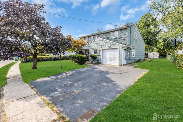 23 Barlow Road, Edison, NJ 08817