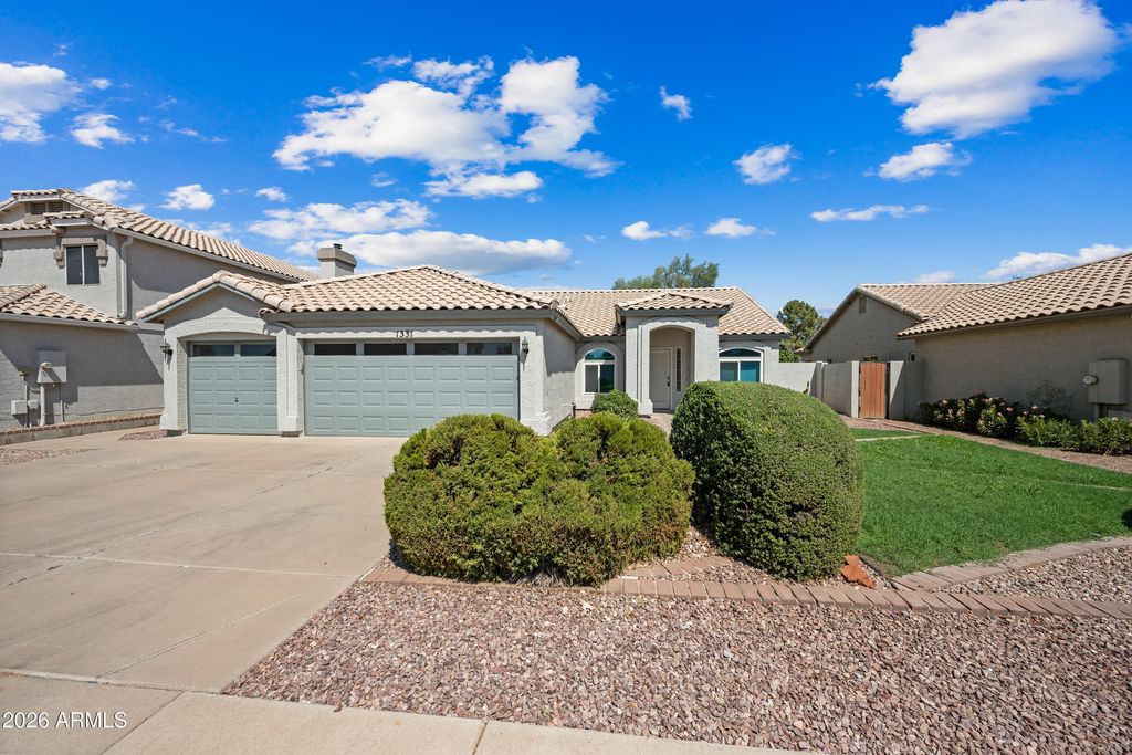 1331 N KINGSTON Street, Gilbert, AZ 85233
