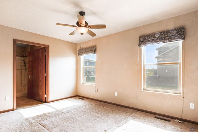 716 OLD CAVALRY RD, Box Elder, SD 57719