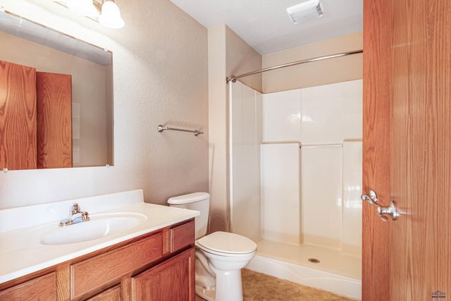 716 OLD CAVALRY RD, Box Elder, SD 57719