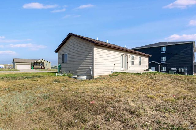 716 OLD CAVALRY RD, Box Elder, SD 57719