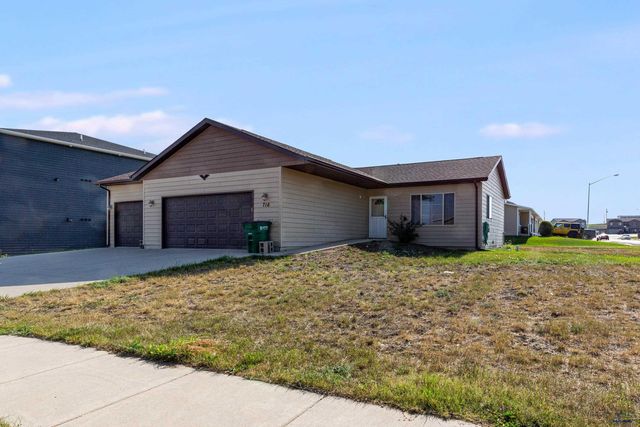 716 OLD CAVALRY RD, Box Elder, SD 57719
