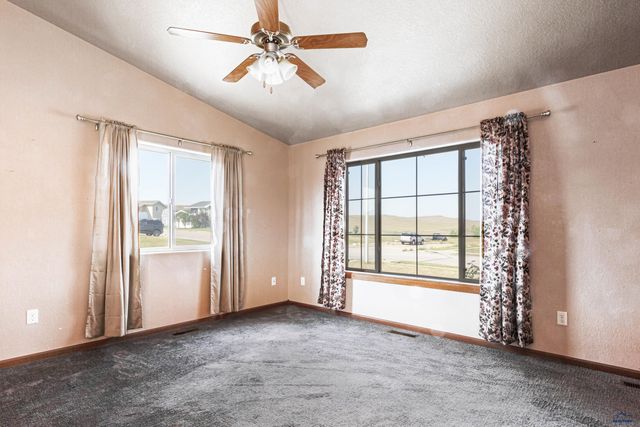 716 OLD CAVALRY RD, Box Elder, SD 57719