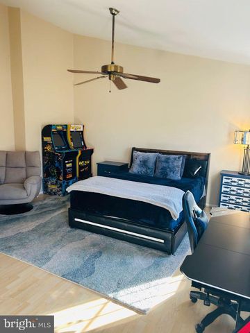 611 SUFFIELD DR, Gaithersburg, MD 20878