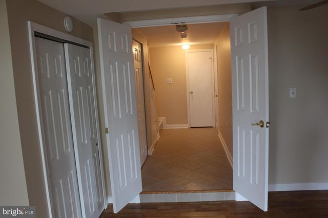 611 SUFFIELD DR, Gaithersburg, MD 20878
