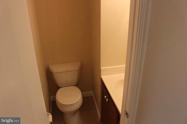 611 SUFFIELD DR, Gaithersburg, MD 20878