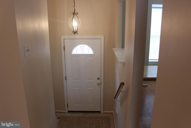 611 SUFFIELD DR, Gaithersburg, MD 20878
