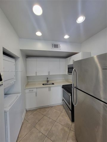 1008 Jefferson Ave 303, Miami Beach, FL 33139