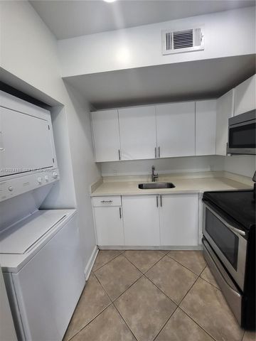1008 Jefferson Ave 303, Miami Beach, FL 33139