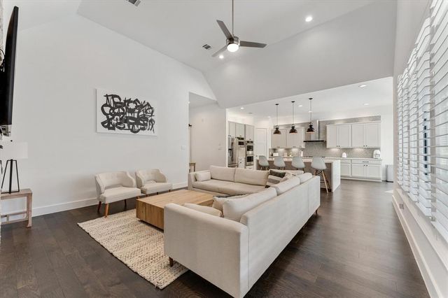 1006 Oak Summit Lane, Conroe, TX 77384