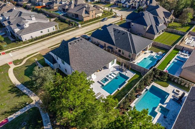 1006 Oak Summit Lane, Conroe, TX 77384