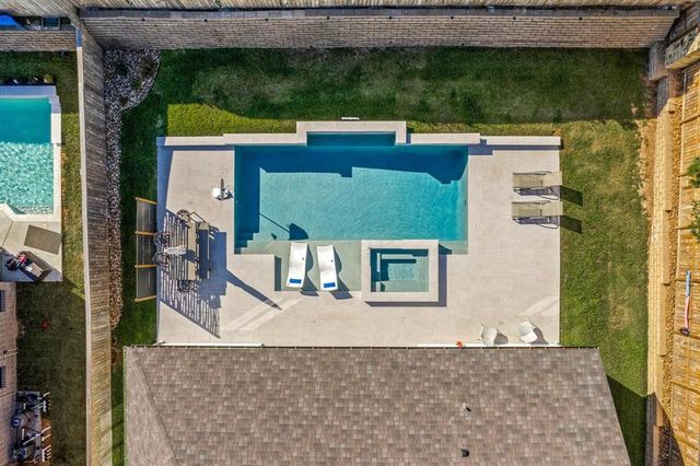1006 Oak Summit Lane, Conroe, TX 77384