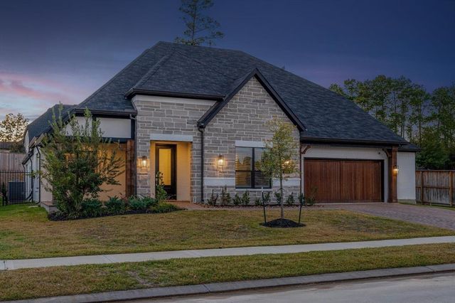 1006 Oak Summit Lane, Conroe, TX 77384