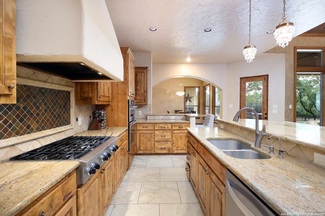 26730 ROCKWALL PKWY, New Braunfels, TX 78132