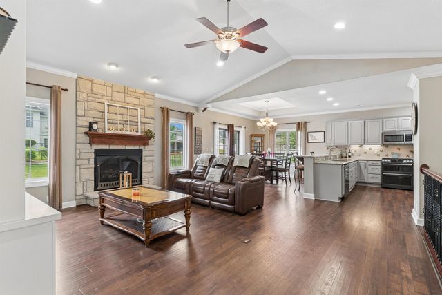 2709 Falcon Lane, Cedar Falls, IA 50613