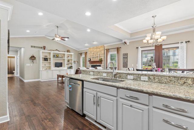 2709 Falcon Lane, Cedar Falls, IA 50613