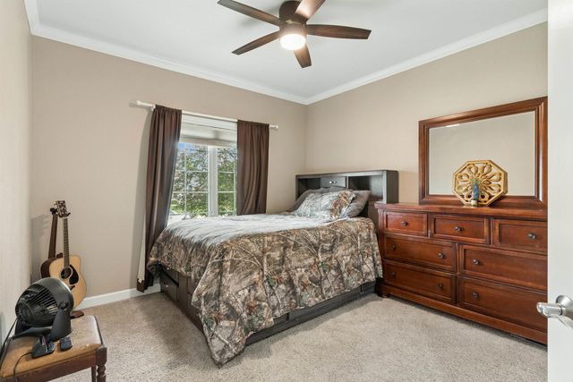 2709 Falcon Lane, Cedar Falls, IA 50613