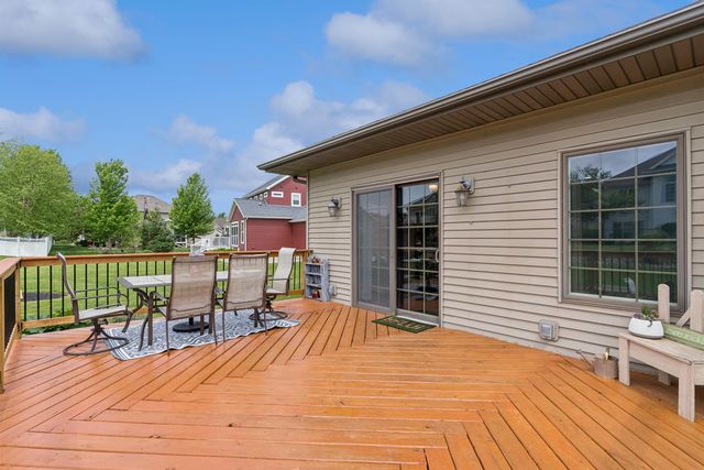 2709 Falcon Lane, Cedar Falls, IA 50613