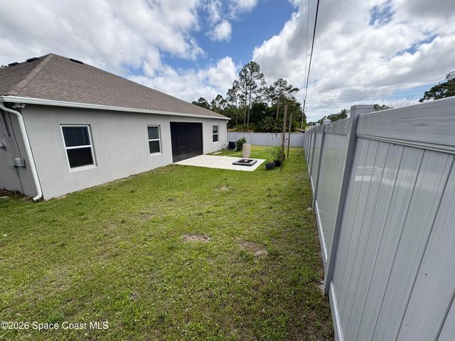 2298 Harbison Avenue SW, Palm Bay, FL 32908