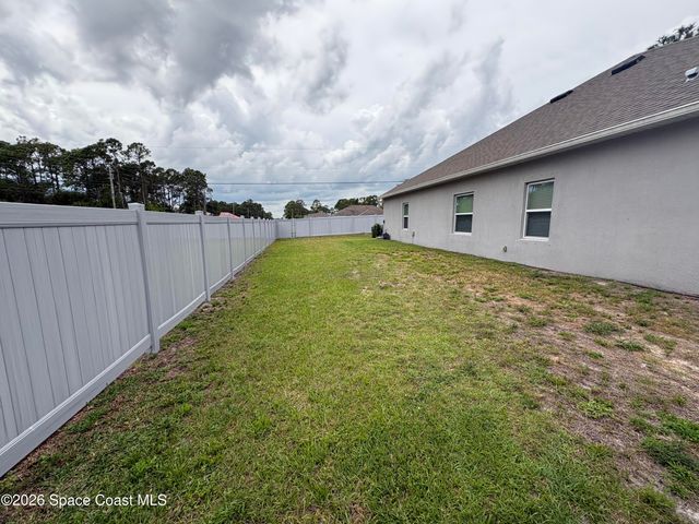 2298 Harbison Avenue SW, Palm Bay, FL 32908